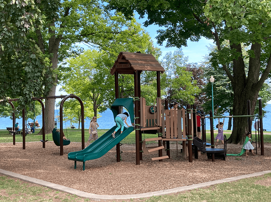 Successful Ways to Fund Your Park Equipment